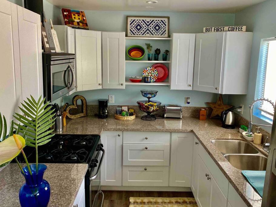 Hidden Gem La 2Bd House With Dreamy Backyard Villa ลอสแอนเจลิส ภายนอก รูปภาพ