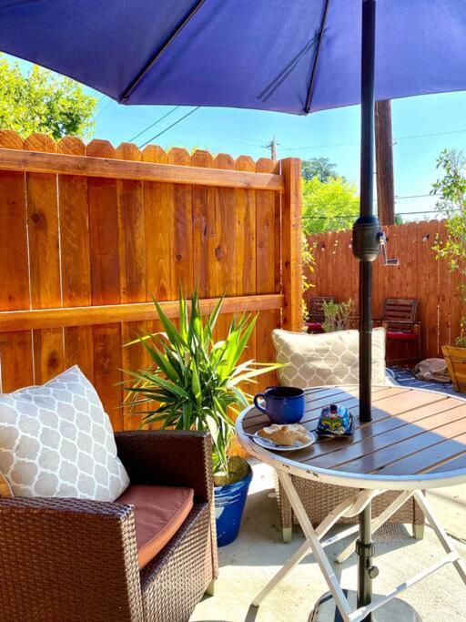 Hidden Gem La 2Bd House With Dreamy Backyard Villa ลอสแอนเจลิส ภายนอก รูปภาพ