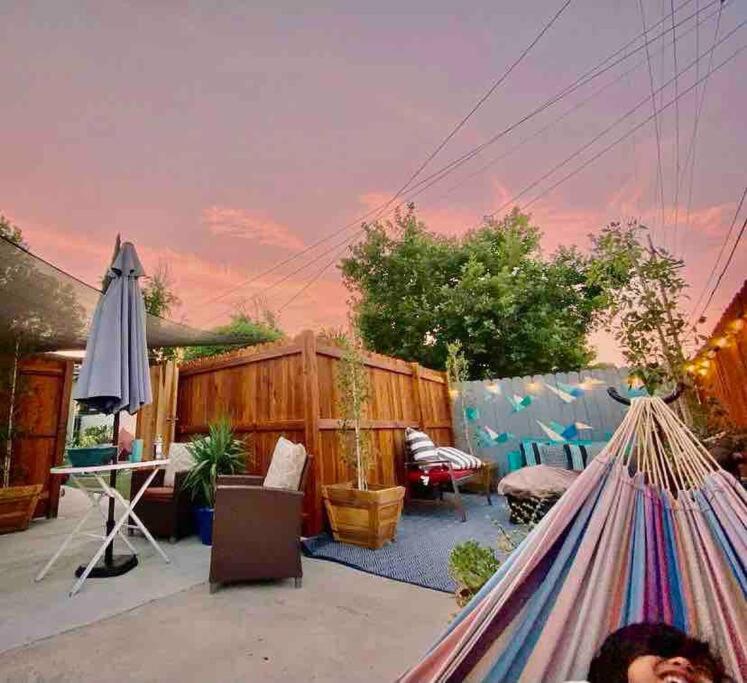 Hidden Gem La 2Bd House With Dreamy Backyard Villa ลอสแอนเจลิส ภายนอก รูปภาพ